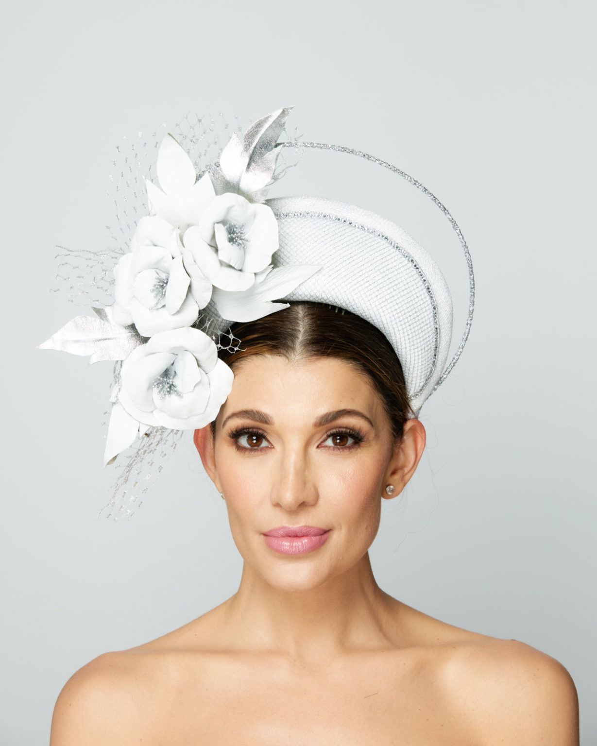 Chalk White Leather Halo with Flowers Shapoh