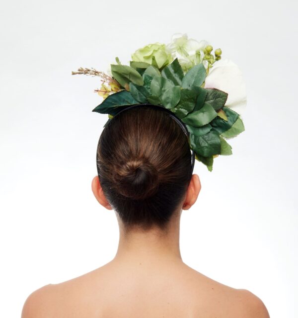 Light green flower crown - Image 4