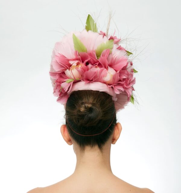 Pink feather front saucer with feather flowers - Image 4