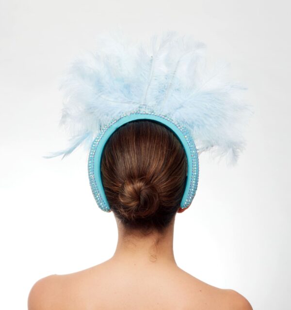 Blue headband with white feather flowers - Image 4