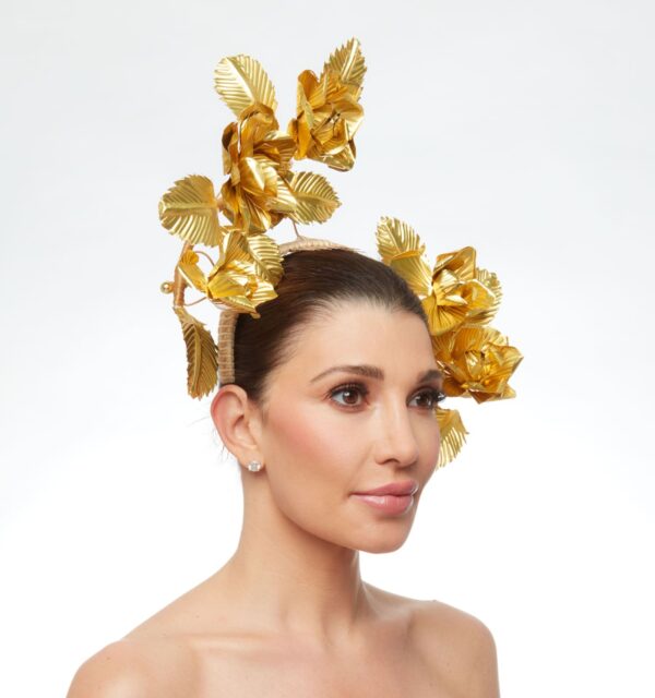 Gold metal roses - Image 4