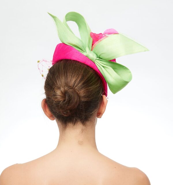 Alice hot pink cap with rose and lime bow - Image 4