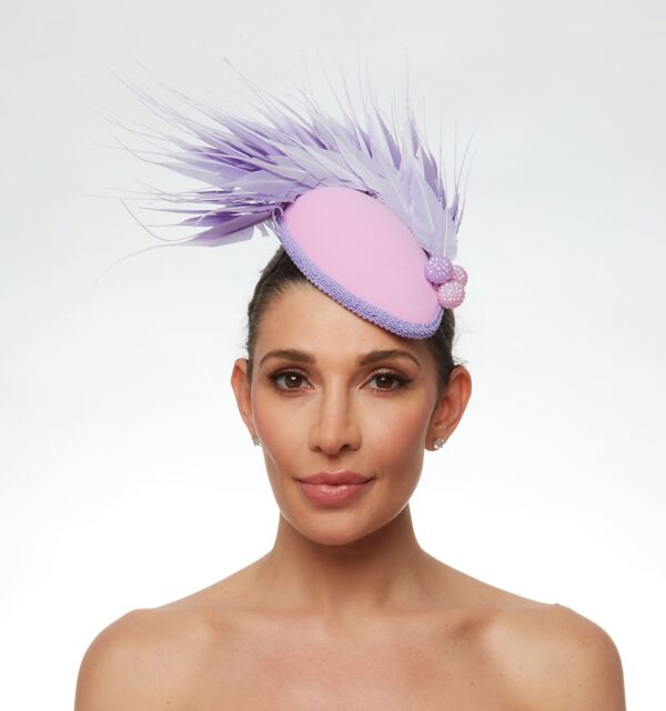 Lilac cap with feathers