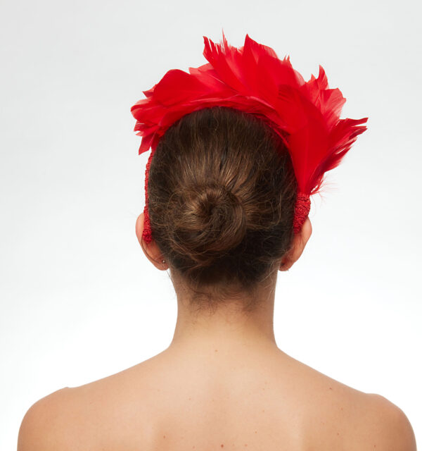 Red feathered headpiece - Image 2