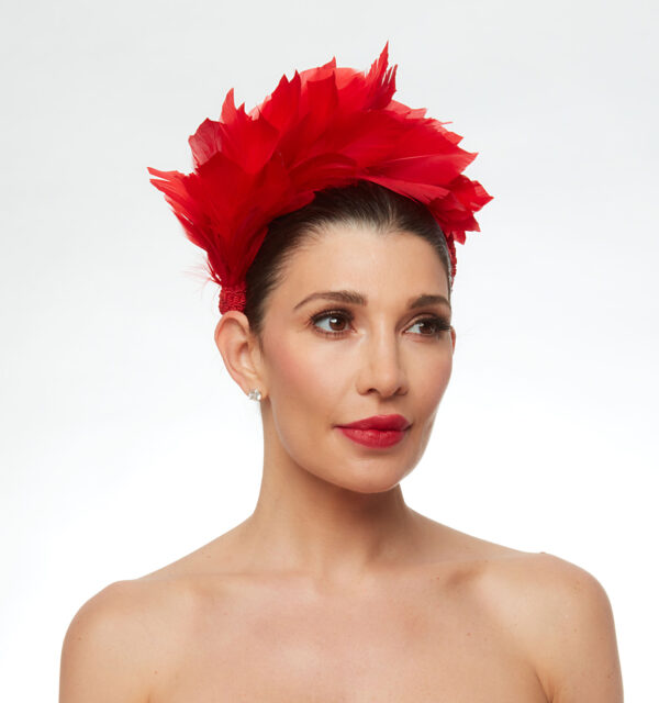 Red feathered headpiece - Image 4