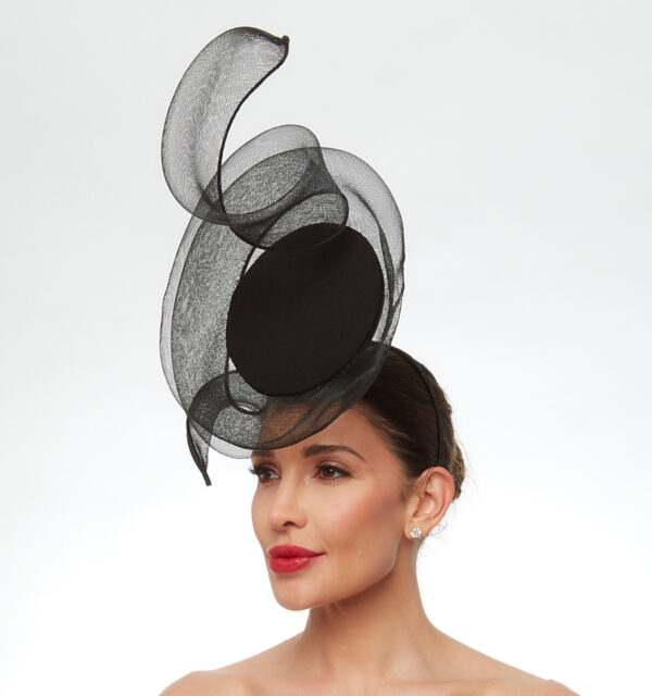 Black swirly percher - Image 2